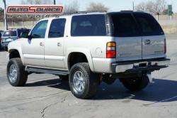 CHEVROLET SUBURBAN 4X4 silver