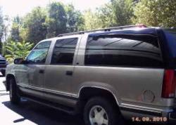 CHEVROLET SUBURBAN silver