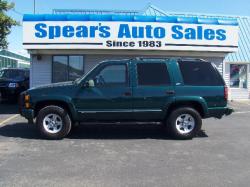 CHEVROLET TAHOE 4WD green