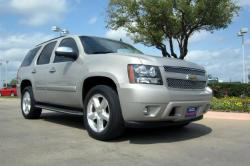 CHEVROLET TAHOE silver