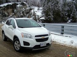 CHEVROLET TRAX white