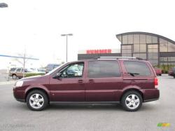 CHEVROLET UPLANDER LT red