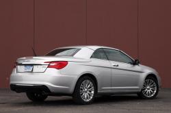 CHRYSLER 200 CONVERTIBLE black