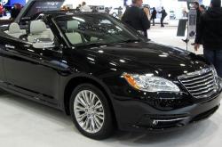 CHRYSLER 200 black