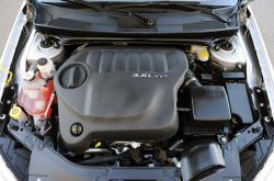 CHRYSLER 200 engine