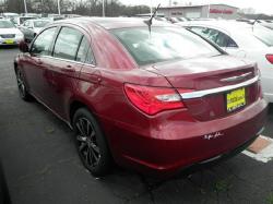 CHRYSLER 200 red