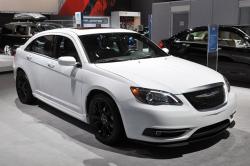 CHRYSLER 200 white