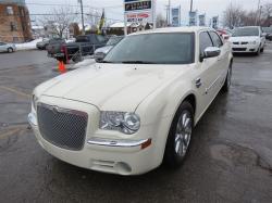 CHRYSLER 300 5.7 brown