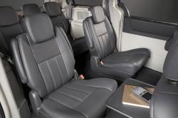 CHRYSLER GRAND VOYAGER interior