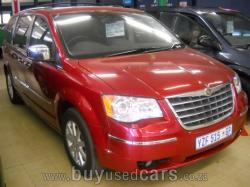 CHRYSLER GRAND VOYAGER red