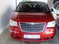 CHRYSLER GRAND VOYAGER red