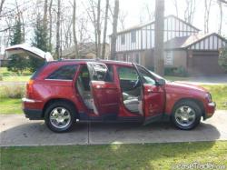 CHRYSLER PACIFICA red