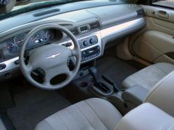 CHRYSLER SEBRING interior