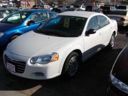 CHRYSLER SEBRING white