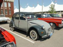 CITROEN 2 CV 6 interior