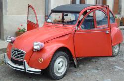 CITROEN 2 CV 6 red