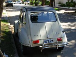 CITROEN 3CV red