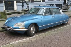 CITROEN DS 19 blue