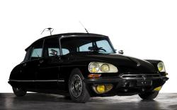 CITROEN DS black