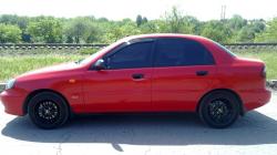 DAEWOO LANOS red