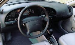 DAEWOO LEGANZA interior