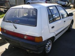 DAIHATSU CHARADE (G100) white