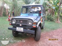 DAIHATSU F50 white