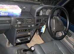 DAIHATSU FEROZA interior