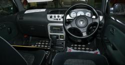 DAIHATSU MIRA interior