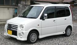 DAIHATSU MOVE RS green