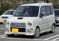 DAIHATSU MOVE RS white