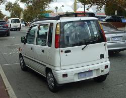 DAIHATSU MOVE white