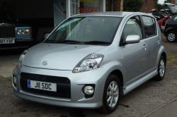 DAIHATSU SIRION silver