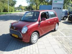 DAIHATSU TREVIS red