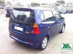 DAIHATSU YRV blue