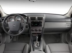 DODGE AVENGER SE interior