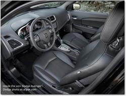 DODGE AVENGER interior