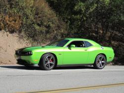 DODGE CHALLENGER 392 green