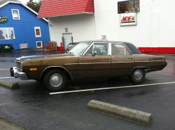 DODGE DART brown