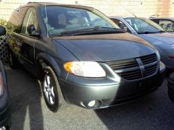 DODGE GRAND CARAVAN green