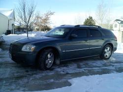 dodge magnum awd