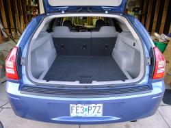 DODGE MAGNUM interior