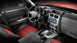 DODGE NITRO interior