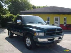 DODGE RAM green