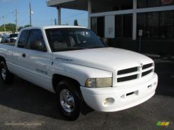 DODGE RAM white