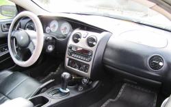 DODGE STRATUS interior