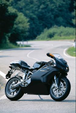 ducati 749 dark