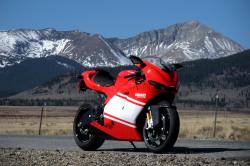 ducati desmosedici rr