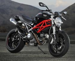 DUCATI MONSTER black