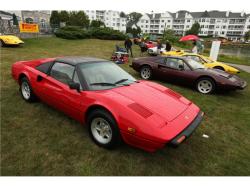 FERRARI 308 red